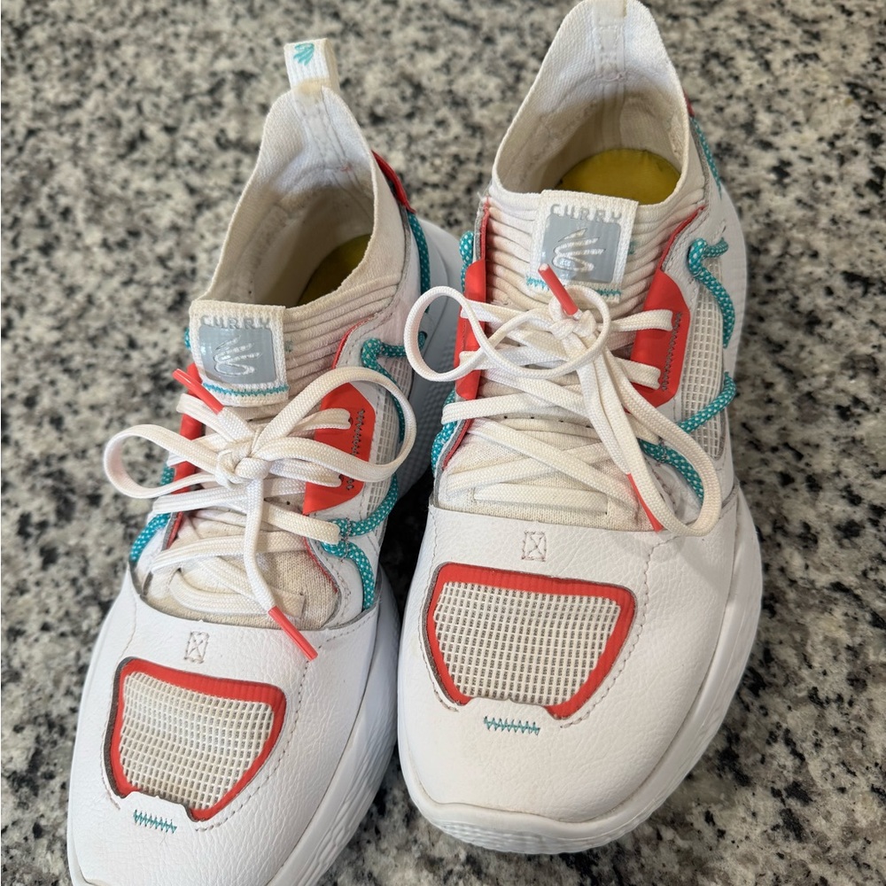 Under Armor Steph Curry Flow Cozy White Basketball Shoes